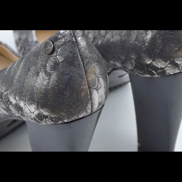 Calvin Klein Emmy pumps - Picture 4 of 8